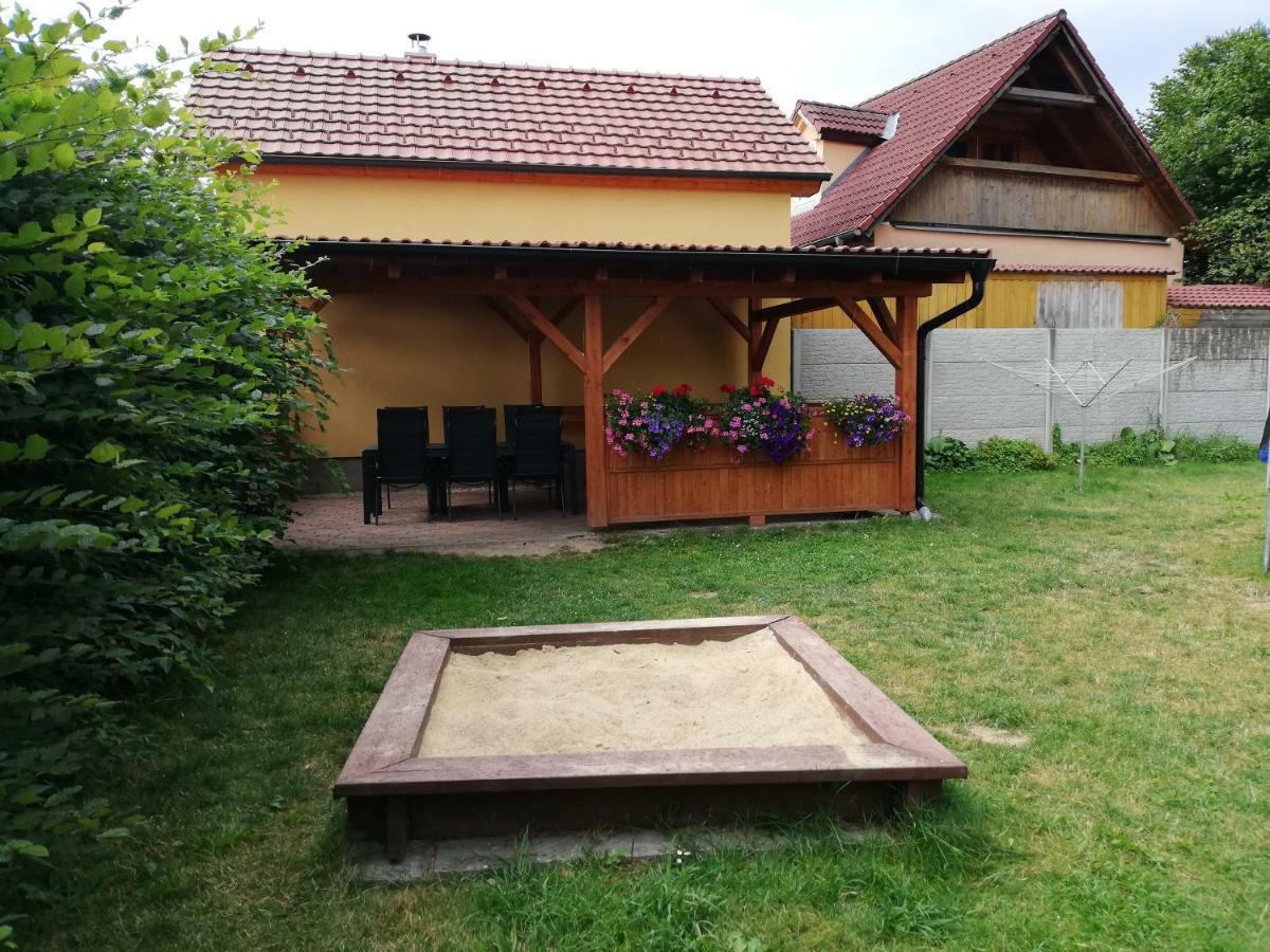 Chata Černá v Pošumaví Extérieur photo